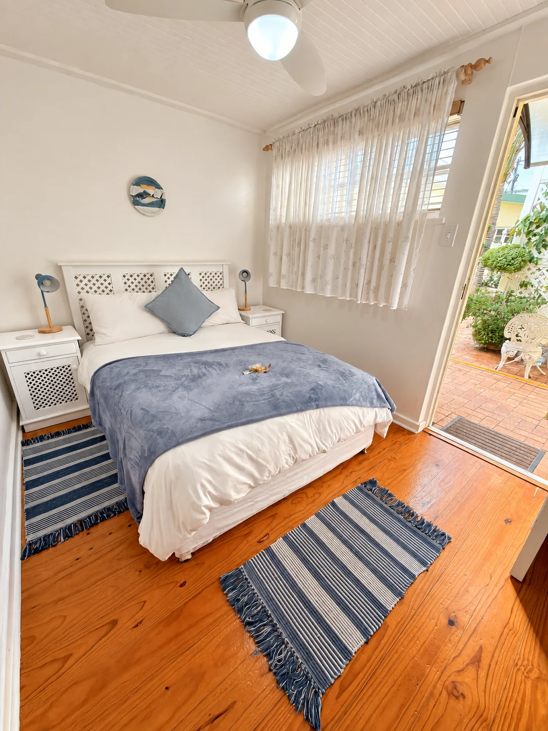 Compact room &mdash; photo 1