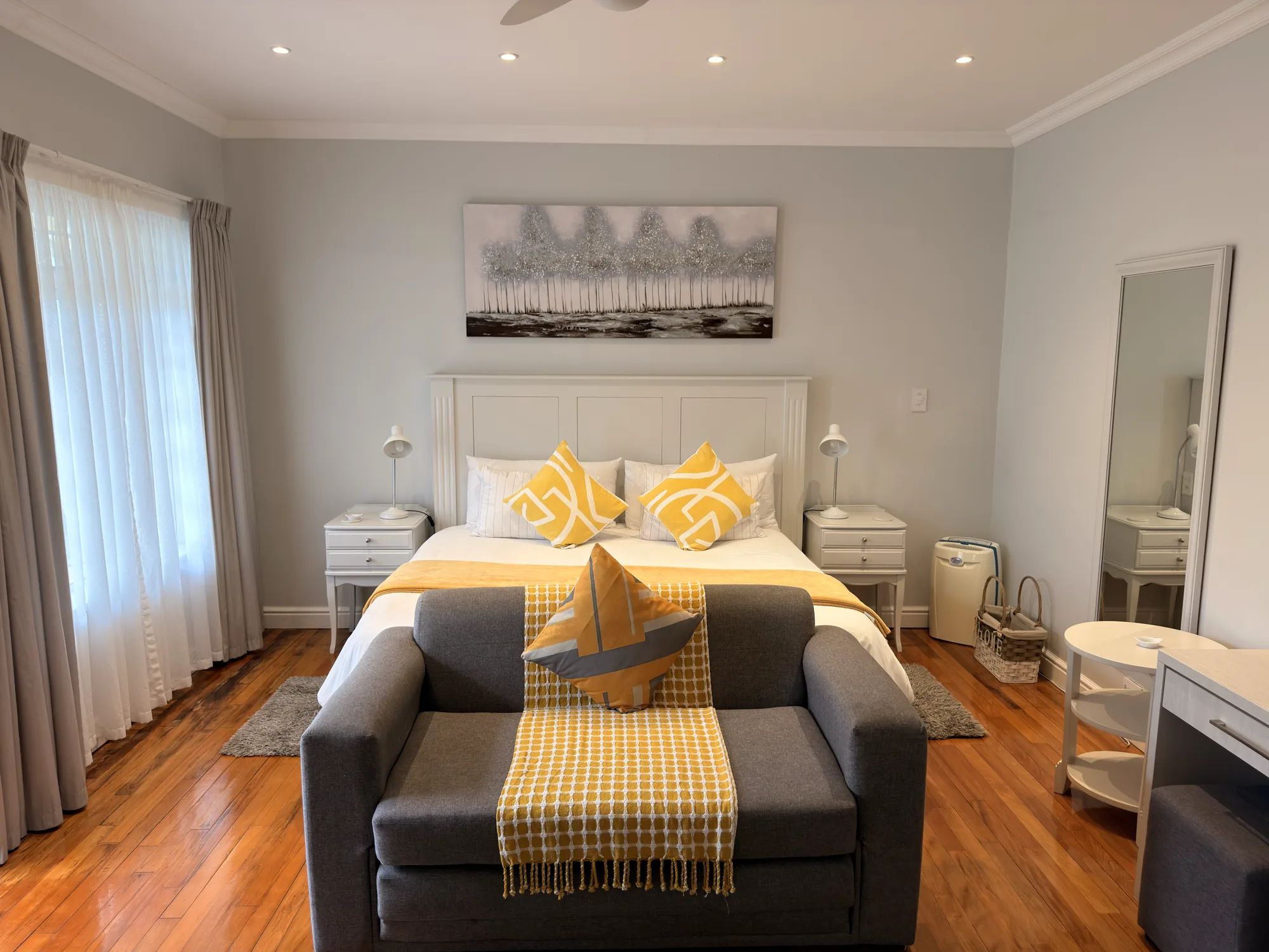 King room with sofa bed &mdash; photo 8